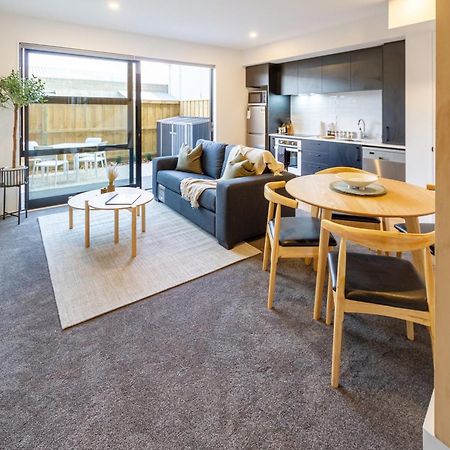 2 Bed, 2 Bath W Sofa Bed - Great Cafes Nearby Lägenhet Christchurch Exteriör bild