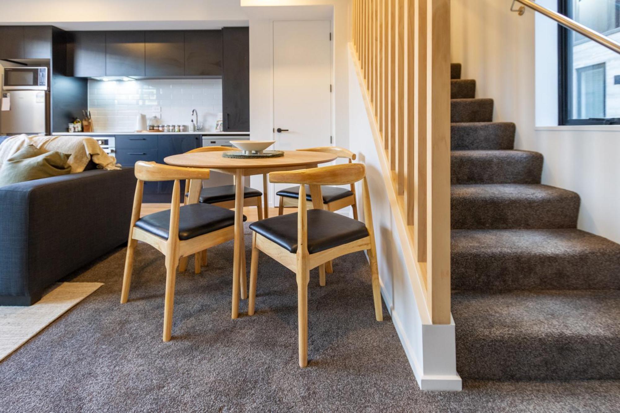 2 Bed, 2 Bath W Sofa Bed - Great Cafes Nearby Lägenhet Christchurch Exteriör bild
